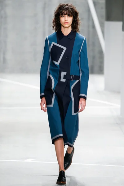 Look 1
